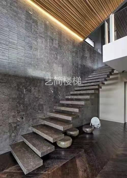 悬浮楼梯