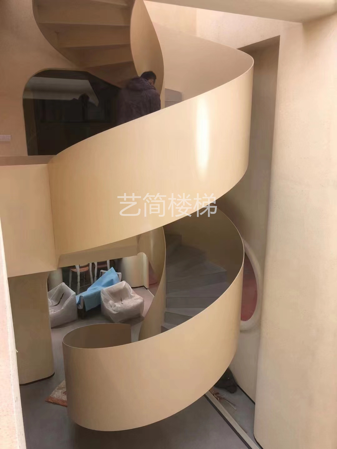 弧形楼梯